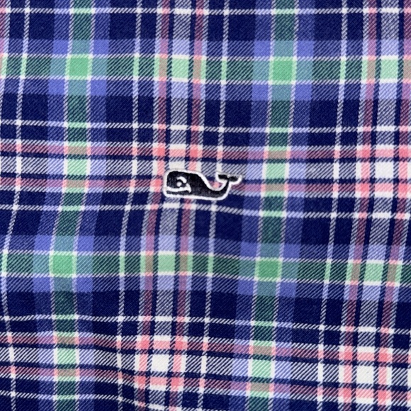 Like New Vineyard Vines Flannel XL - Picture 2 of 4